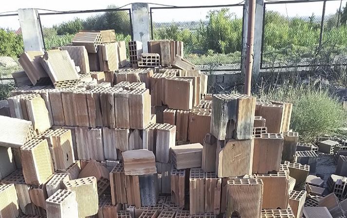 “Maaşımı istədim deyə işdən çıxarıldım” 