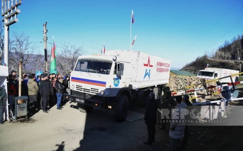 Aksiya iştirakçıları sülhməramlıların ailə üzvlərinin keçidinə şərait yaratdılar 