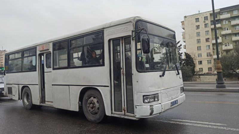 Günəşli qəsəbəsinin acınacaqlı durumda olan marşut avtobusları - FOTOLAR