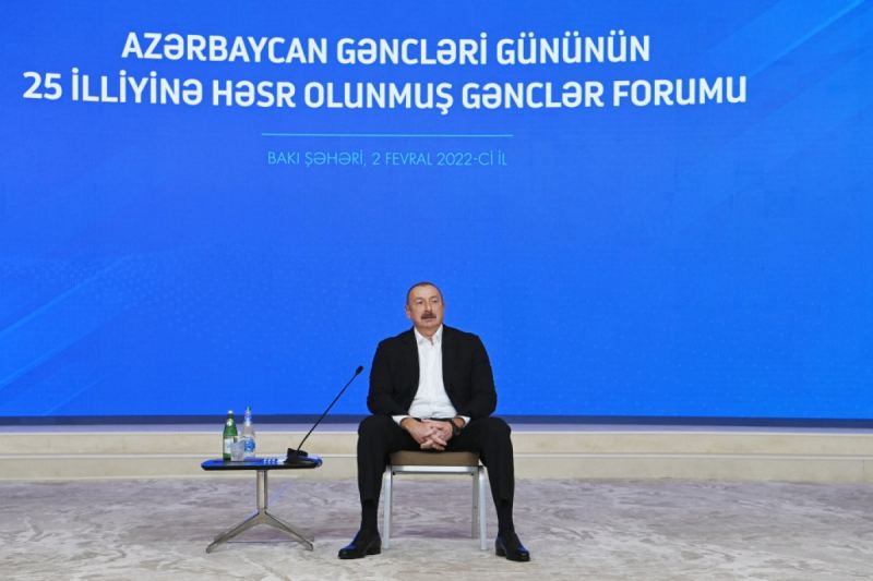 Prezident: \"Şəhid ailələri, müharibə əlilləri üçün də genişmiqyaslı proqram icra edilir\" 