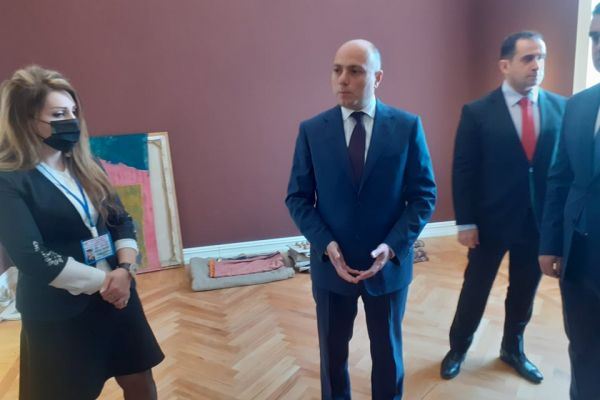 Azərbaycanda nazirlə işçi arasında gərginlik: \"Siz bunu məndən yaxşı bilməlisiniz...\" - VİDEO