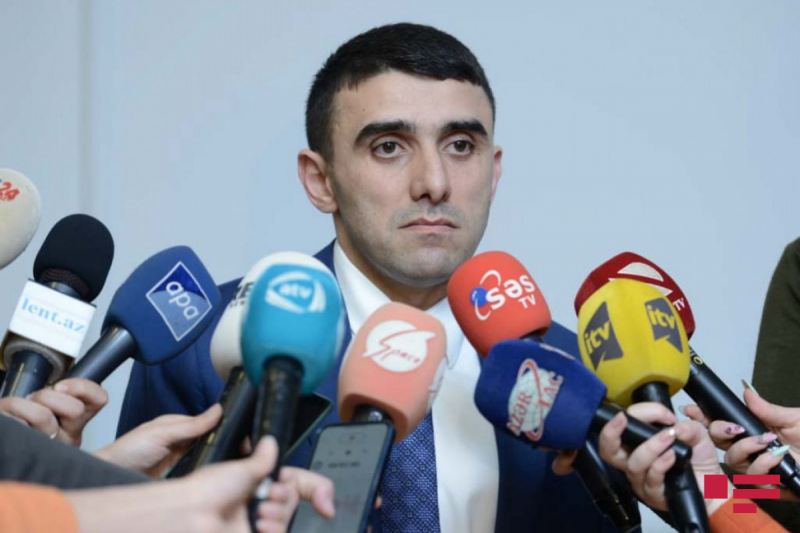 \"Bəzən müəllimlərimizin şagirdləri bullinqlərə məruz qoyduğunun şahidi oluruq” Nazirlik rəsmisi