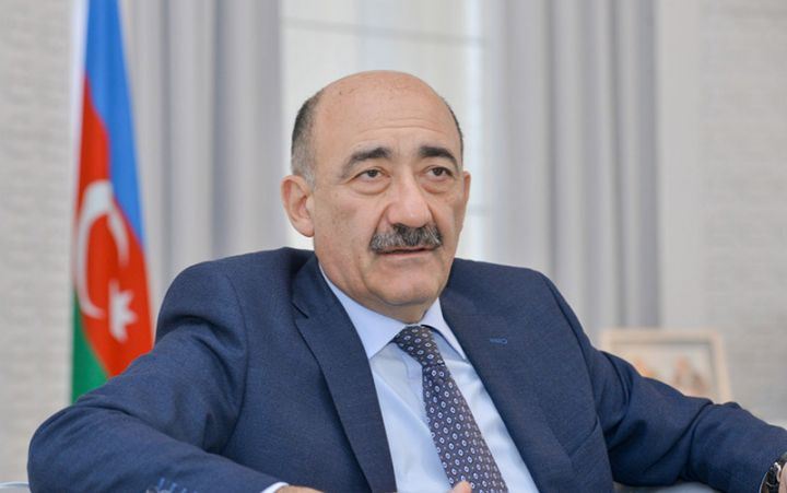 Aldığım rüşvətin 2,5 milyonunu Qarayevə otağında şəxsən vermişəm” SENSASİON İDDİA