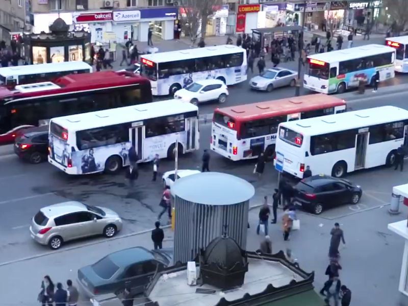 Gündə iki dəfə ictimai nəqliyyat pulsuz olsun - Deputat