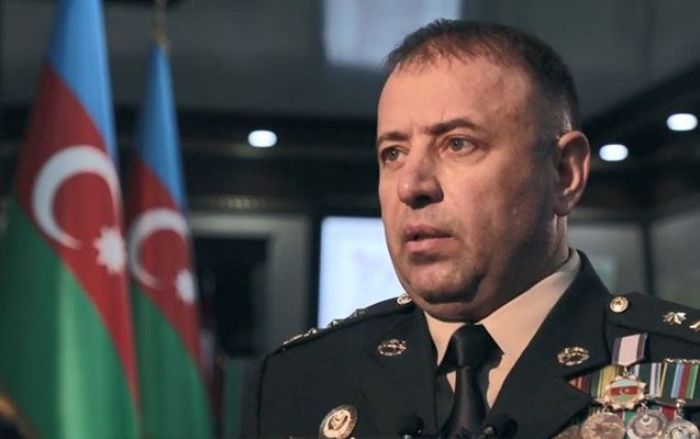 Tehran Mənsimov oğlu ilə foto paylaşdı 