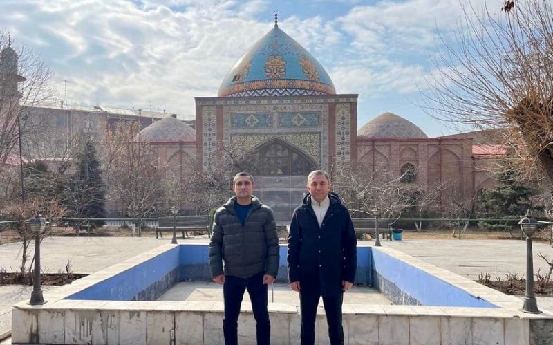 Azərbaycanlı deputatlar İrəvanda Göy məscidi ziyarət ediblər 