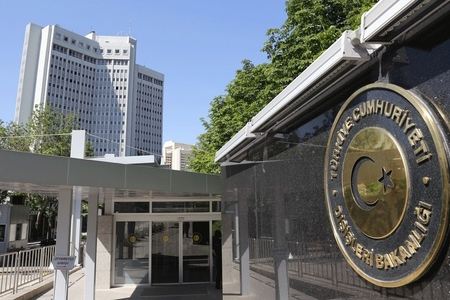 Türkiyə XİN: “Rusiyanı bu hərəkatı tez bir zamanda dayandırmağa çağırırıq\" 