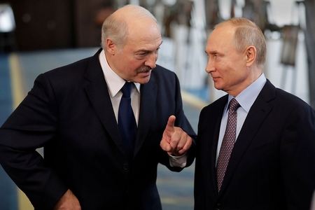 Vladimir Putinlə Aleksandr Lukaşenko arasında telefon danışığı olub 