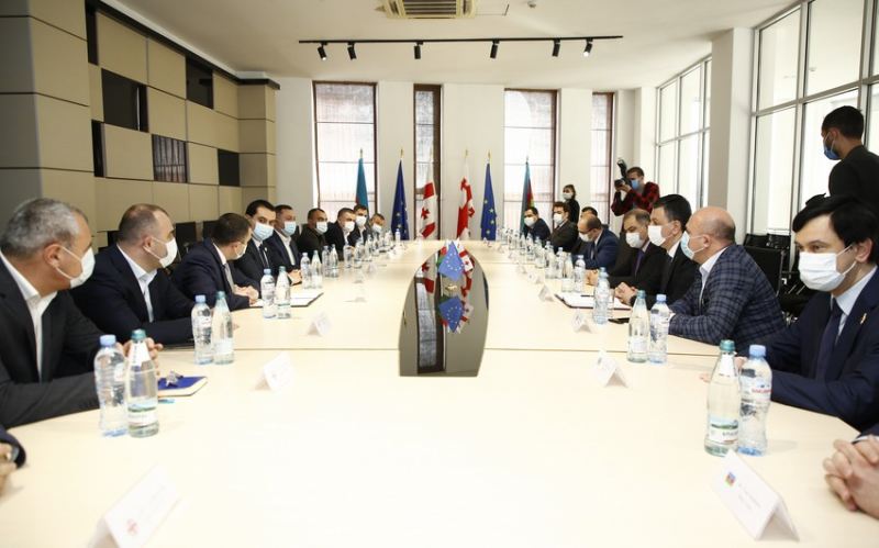 Gəncə və Marneuli şəhərlərinin qardaşlaşması təklif olunub 