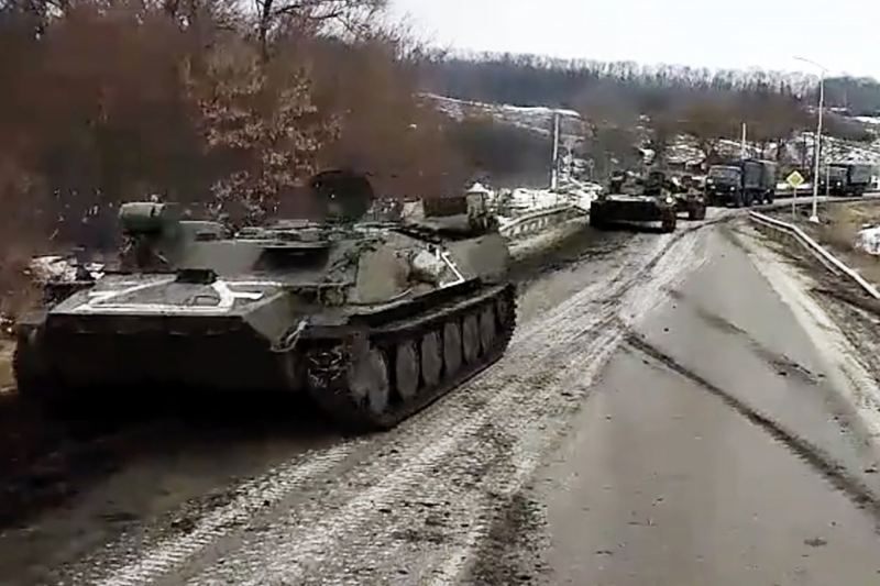 Rusiya tankları Luqanskdan daxil olub- Ukrayna açıqladı