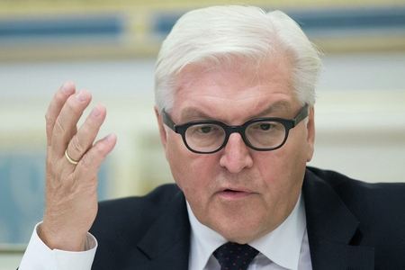 Almaniya liderindən Rusiya Prezidentinə çağırış: \"Bu mənasız müharibəni dayandırın\" 