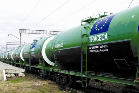 TRACECA: \"Azərbaycandan Ukraynaya yük daşımalar dayandırılıb\" 