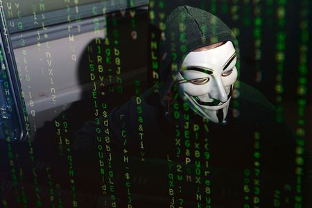 \"Anonymous\" haker qrupu Rusiya saytlarını çökdürdü - FOTO 