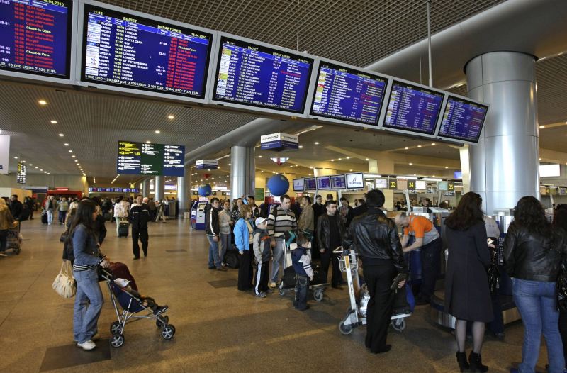 Moskva aeroportlarında 157 reys təxirə salınıb 