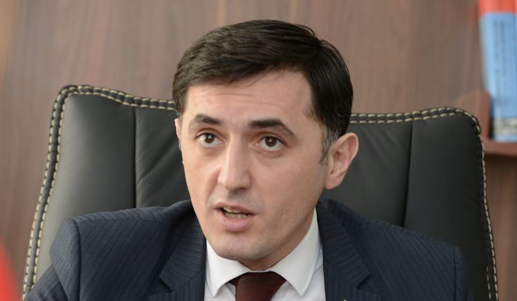 Tural Abbaslı: \"Azəriqaz\" rəhbəri xaqldan üzr istəyəcək, əlavə məbləğ yazırlar\" 