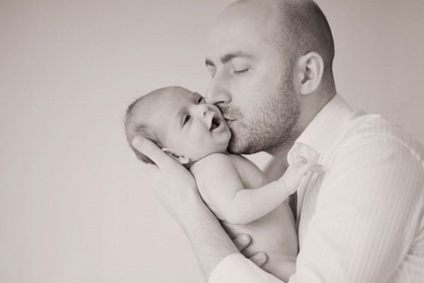 Atalara tam ödənişli məzuniyyət veriləcək 