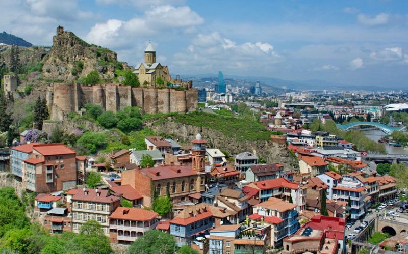 Gürcüstana səfər edən əcnəbilər üçün yeni qaydalar qüvvəyə minib 