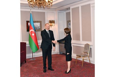 Maya Sandu Azərbaycan Prezidentinə zəng edib 