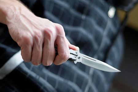 Azərbaycanda çörək sexinin sahibi müştərisi tərəfindən bıçaqlandı 