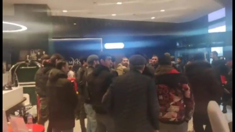 Ukraynadan Polşaya sığınan soydaşlarımız küçələrdə çarəsiz  qalıb: \"Bizə sahib çıxın\" - VİDEO