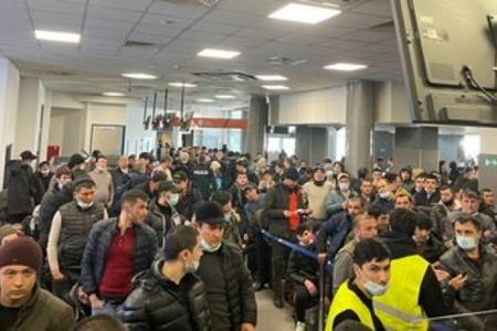 Bu gün Ukraynadan Özbəkistana daha 428 vətəndaş gətirilib 