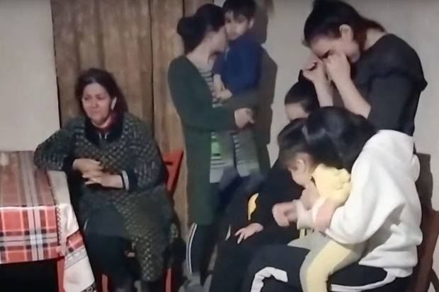 3 azərbaycanlı ailə Ukraynada Rusiyalı hərbçilərin nəzarətində - VİDEO