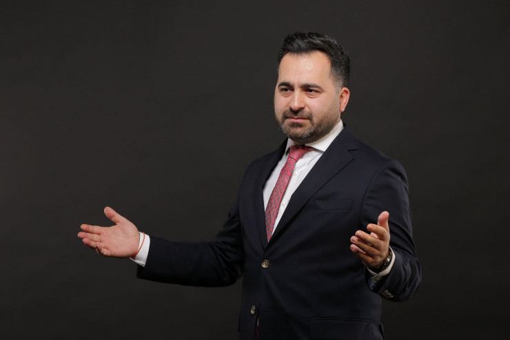 Bəxtiyar Hacıyevin evində axtarış aparılır 