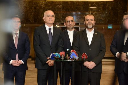 Azərbaycanla İran arasında sərhəd-keçid məntəqələrinin sayı artırılacaq - AÇIQLAMA 