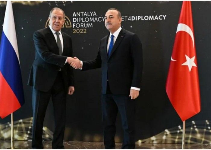 Lavrovla görüşdə gərginlik olubmu? Çavuşoğlu məlum kadrlardan danışdı