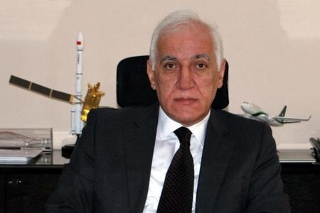 Köçəryan və Sərkisyan yeni prezidentin andiçmə mərasimini boykot etdi 
