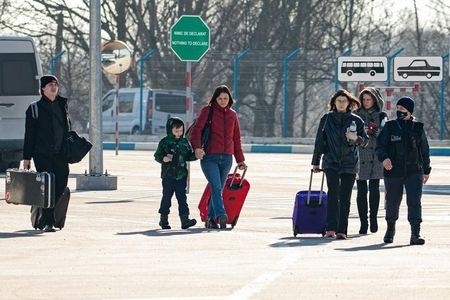 Yaponiya Ukraynadan gələn qaçqınlara birillik viza və işləmək hüququ verəcək 