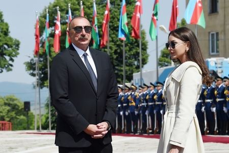 Parlament Novruz bayramı münasibətilə Prezident və birinci xanımı təbrik edib 