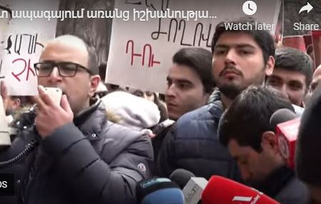 Daşnaklar Paşinyan əleyhinə aksiyaya qaz borusu apardılar  VİDEO