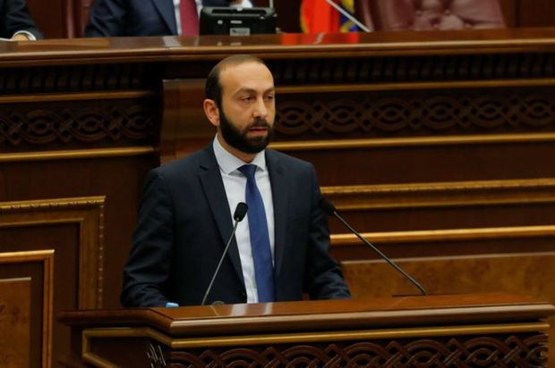 Ermənistan parlamentinin qapalı iclasında Azərbaycanla sülh müzakirə ediləcək 