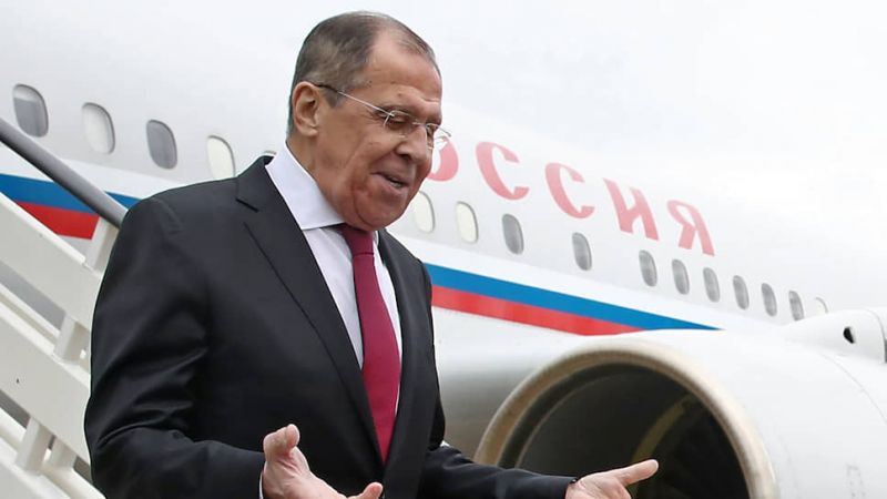 Lavrov Çinə səfəri zamanı dəstək mesajları ilə qarşılanıb 
