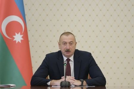 İlham Əliyev və Əbu-Dabinin vəliəhdi enerji bazarında sabitliyin təmin olunmasını müzakirə ediblər 