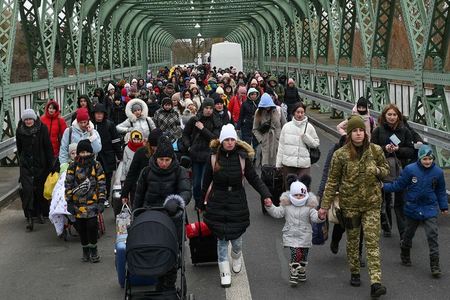 Bu ölkə ukraynalı qaçqınları qəbul etmək üçün 300 milyon dollar ayırdı 