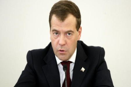\"Moskvaya hücum olarsa, Vaşinqtonda...\" - Medvedev 
