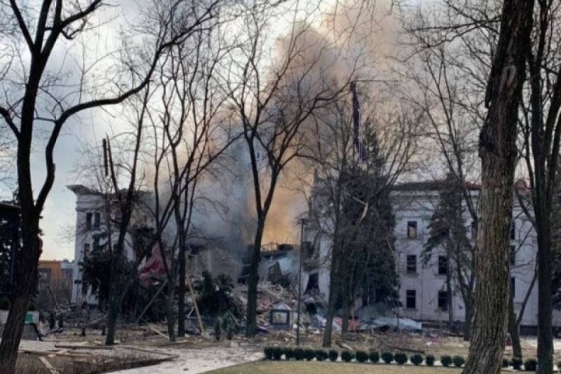 Mariupolda teatrın bombalanması nəticəsində 300 nəfərin öldüyü ehtimal edilir 