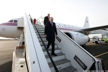 Nikol Paşinyanın Moskva səfəri gecikir 