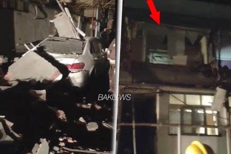 Bakıda partlayış:Binanın eyvanı uçdu, \"Mercedes\" yararsız vəziyyətə düşdü - VİDEO