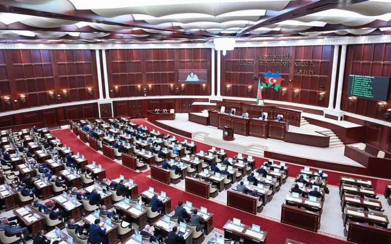 Milli Məclisin komitəsi 26 məsələni plenar iclasa tövsiyə edib 