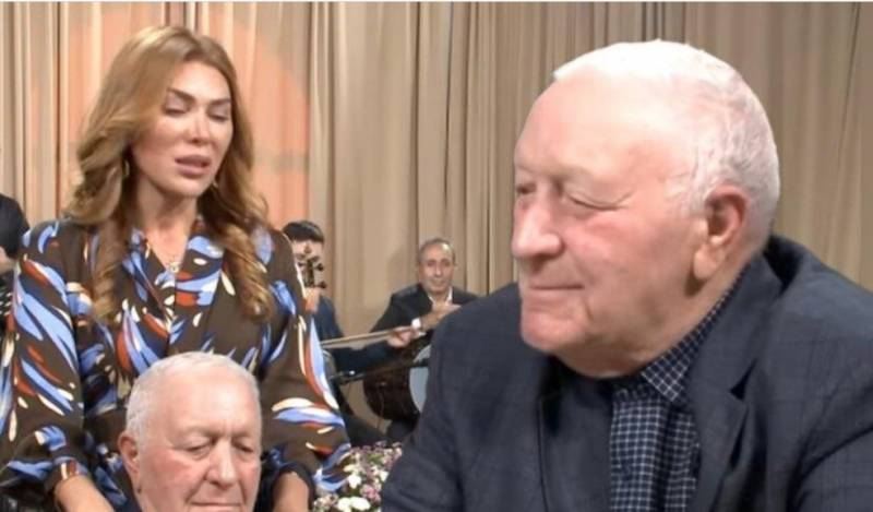 Xoşqədəm atasından danışıb ağladı: \"Mənə pisliklərin içindən...\" - VİDEO