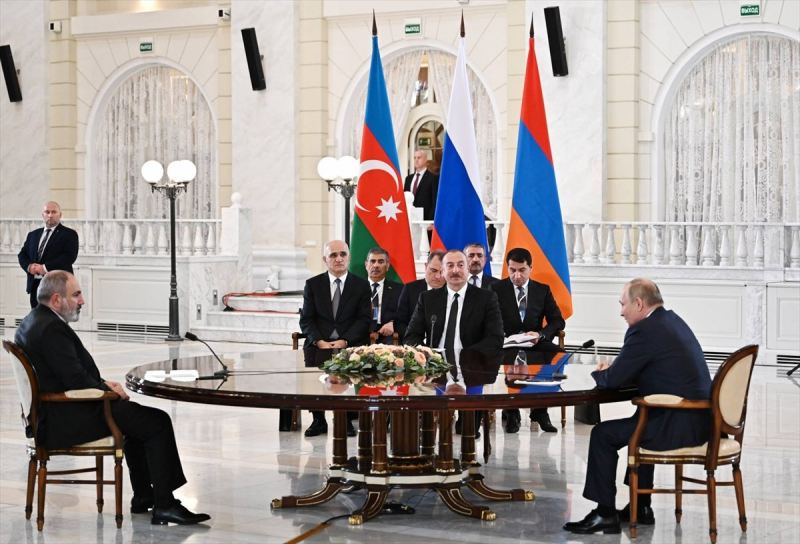 Moskva istədi, İrəvan gündəmə gətirdi: Bakı qarşısını aldı!
