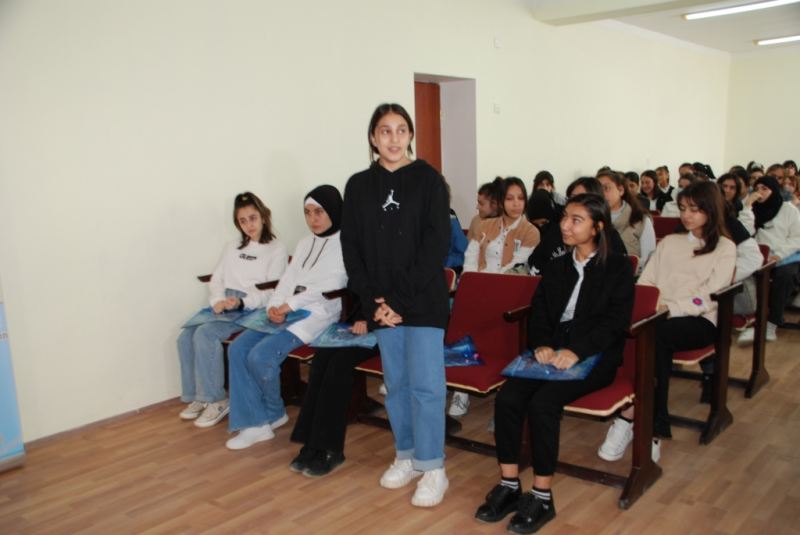 Cəlilabadda qızların təhsildən yayındırılması ilə bağlı tədbir keçirilib - FOTO