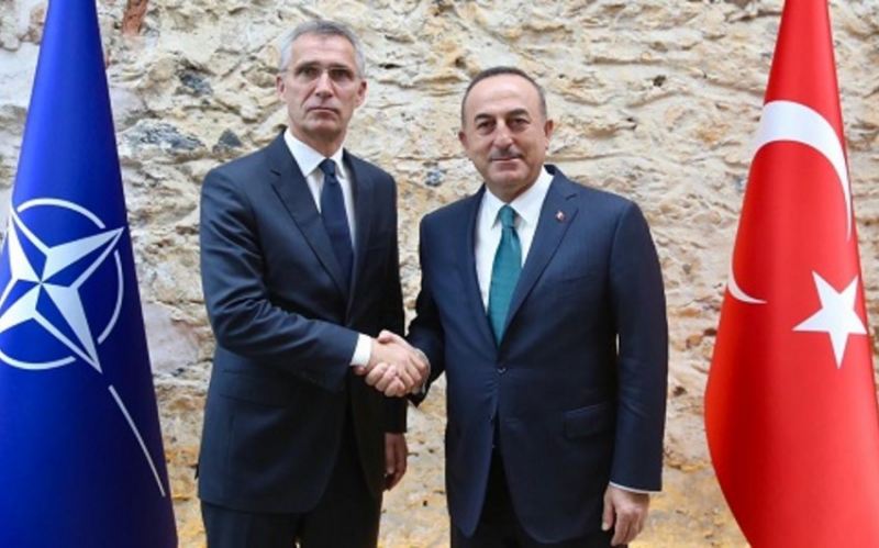 NATO Türkiyəni taxıl sazişini genişləndirməyə çağırıb 