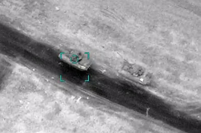 \"Bayraqdar\" rus tankını belə məhv edir - Yeni görüntülər