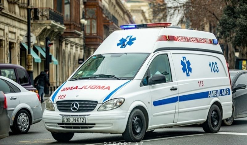 Bakıda 25 yaşlı qızı avtomobil vurub 