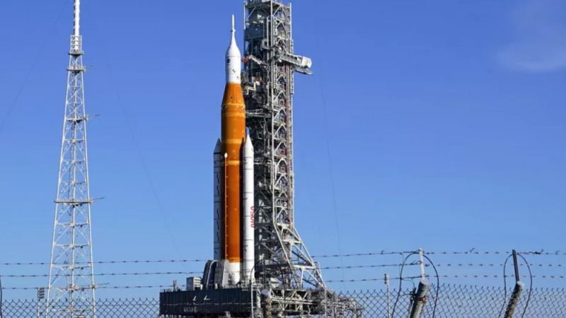 NASA yenidən Aya qayıdır 