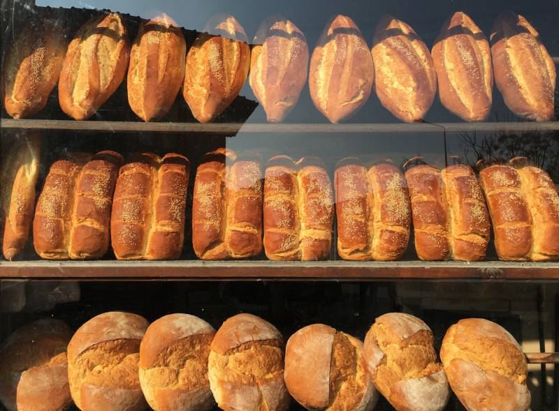 Çörəyin içindən 2000 narkotik həb tapıldı – FOTO
